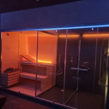 Domus Fieschi Self Check In 3* Genova