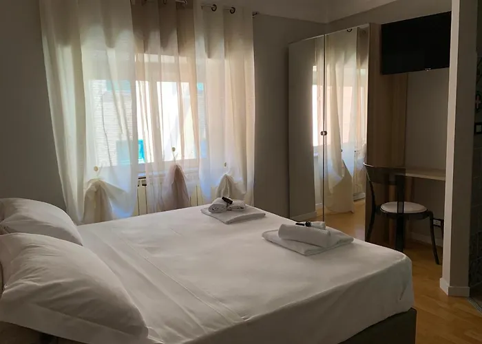 Domus Fieschi Self Check In 3* Genova