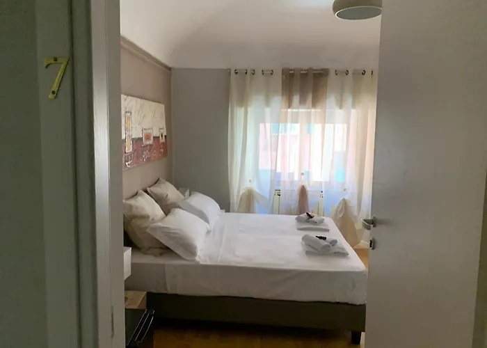 Domus Fieschi Self Check In Affittacamere Genova