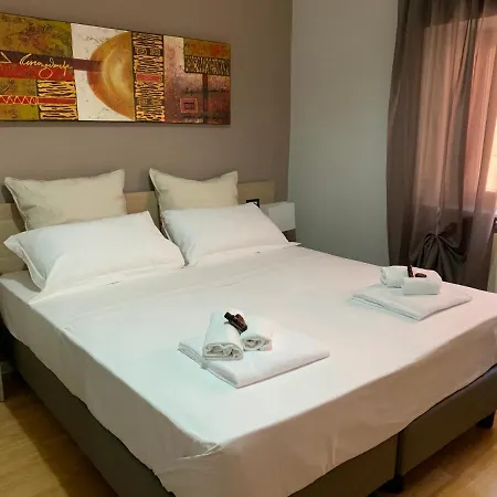 Domus Fieschi Self Check In 3* Génova